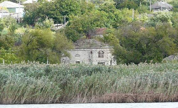 the church, nowadays deserted and ruined, from the village of Zzuleni on the left bank of River Nistru, picture taken in September 2008